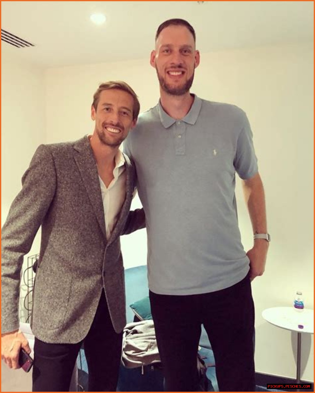 How tall is Peter Crouch