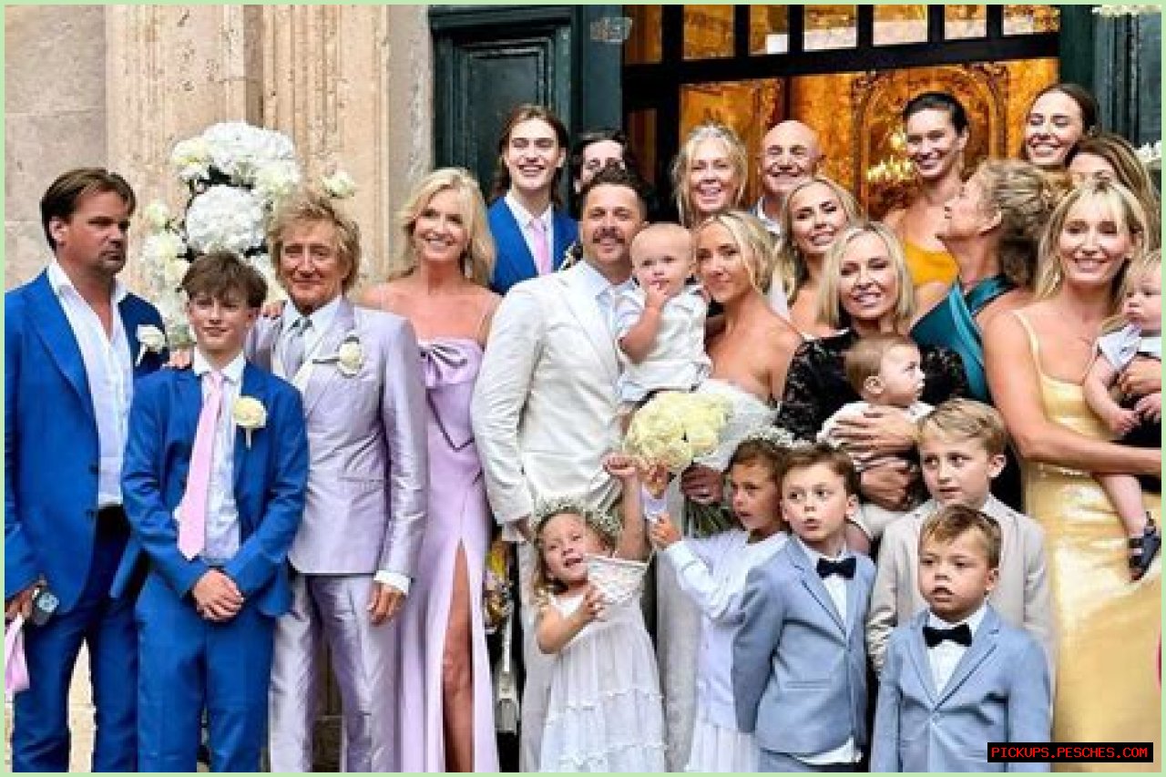 Unveiling The Life Of Rod Stewart's Wife: A Journey Through Love And Fame